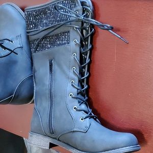 NWOT Knee High Lace Up Boots